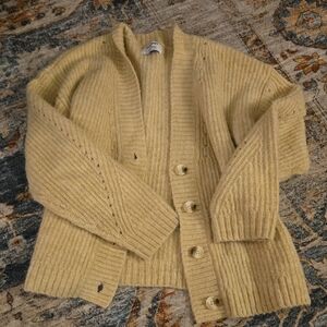 Old Navy Cream Ribbed Cardigan Sweater